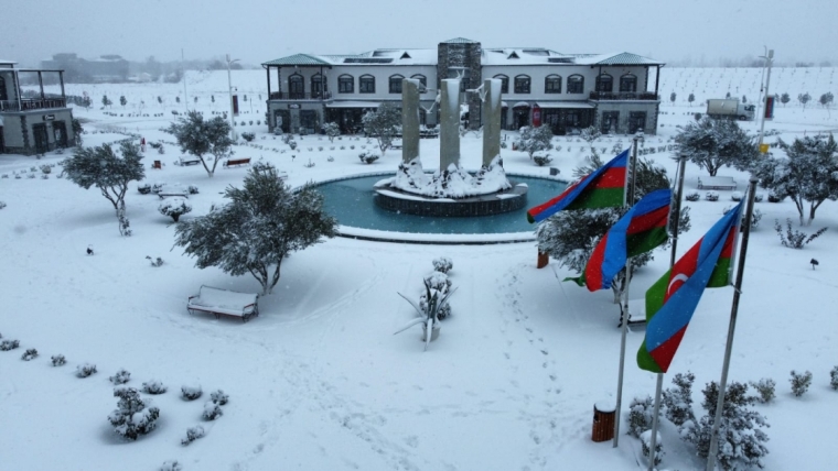 Bəmbəyaz olan Ağalıdan son görüntülər