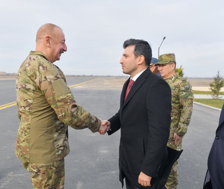 Prezident İlham Əliyev və oğlu Heydər Əliyev Hərbi Hava Qüvvələrinin hərbi obyektlərində olublar