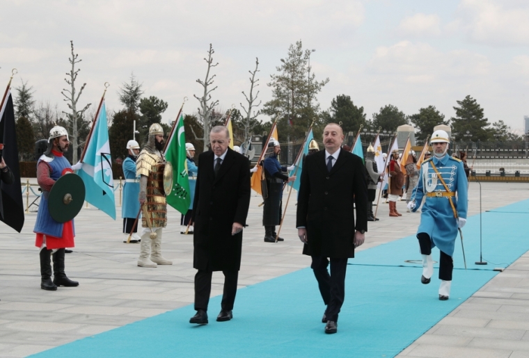 Prezident İlham Əliyevin Ankarada rəsmi qarşılanma mərasimi olub