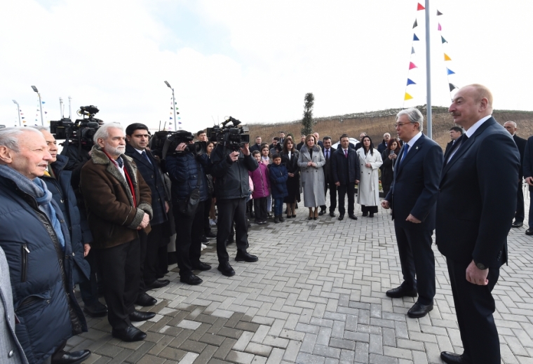 Qazaxısan Prezidentinin Azərbaycana dövlət səfəri xarici mətbuatda da geniş şəkildə işıqlandırılıb