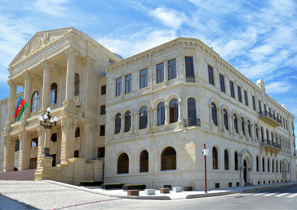 Qum karxanasında şəxsin ölməsi faktı ilə bağlı araşdırma aparılır