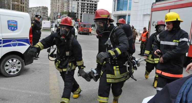 FHN: Ötən sutka 46 yanğına çıxış olub, 8 nəfər xilas edilib