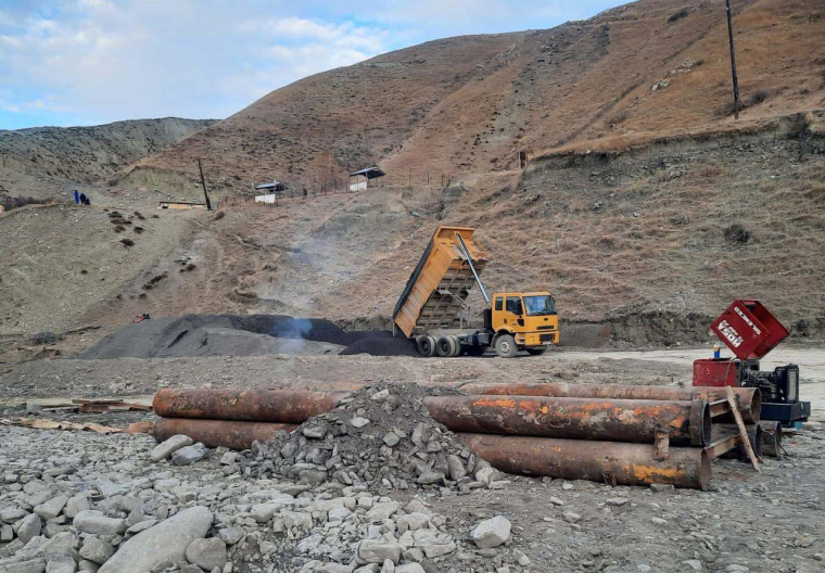 Quba-Xınalıq yolunda yeni körpünün inşası davam etdirilir 