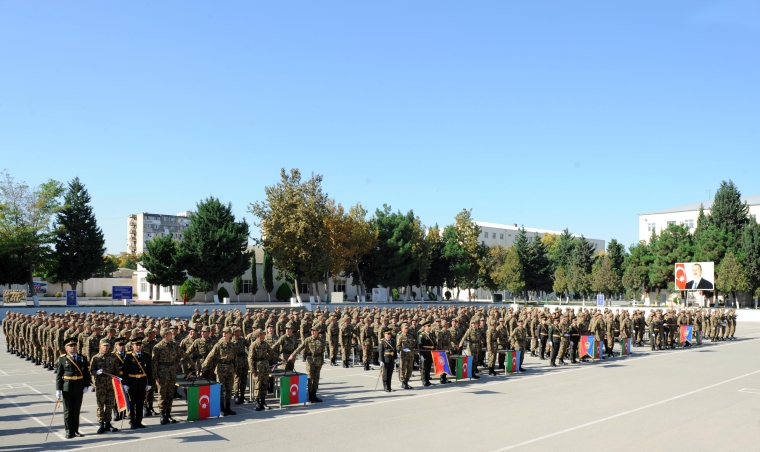 Daxili Qoşunların gənc əsgərləri and içdi