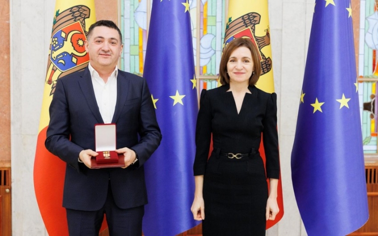 Moldova Prezidenti Azərbaycanın diaspor rəhbərini “Vətəndaş xidmətlərinə görə” medalı ilə təltif edib