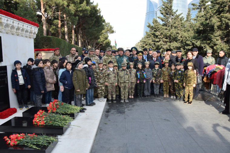 Veteranlar 20 Yanvar faciəsinin 35-ci ildönümü münasibətilə Şəhidlər xiyabanını ziyarət ediblər