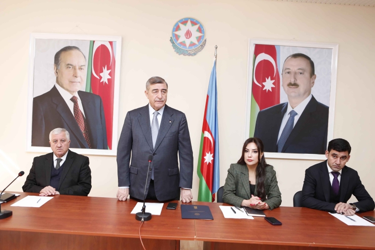 Şirvan Şəhər İcra Hakimiyyətinin başçısı İlqar Abbasov növbəti səyyar görüş keçirib