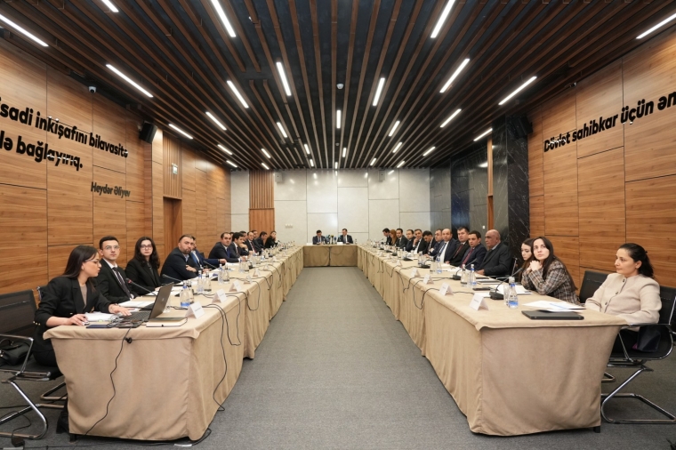 Mübahisələrin həlli, məhkəmə sistemi sahəsində görülmüş işlər və qarşıda duran hədəflər müzakirə edilib