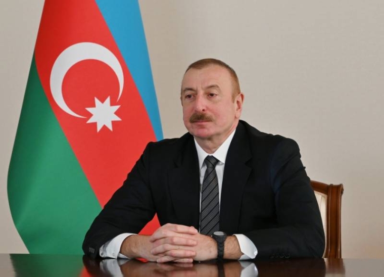 Əlcəzair Xalq Demokratik Respublikasının Prezidenti Abdelmacid Tebbundan