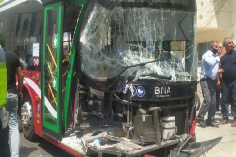 Azərbaycanda sərnişin avtobusu qəzaya uğradı - Çox sayda yaralı var