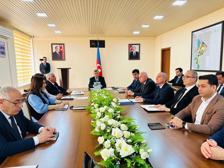 Şirvan Şəhər İcra Hakimiyyətinin başçısı İlqar Abbasov növbəti vətəndaş qəbulu keçirib