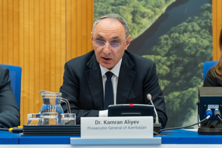 Baş prokuror Vyanada işgüzar səfərdədir