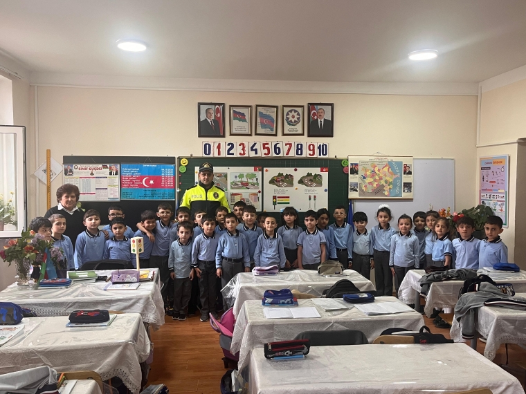 Naftalanda məktəblilərlə yol hərəkəti təhlükəsizliyi mövzusunda görüş keçirilib