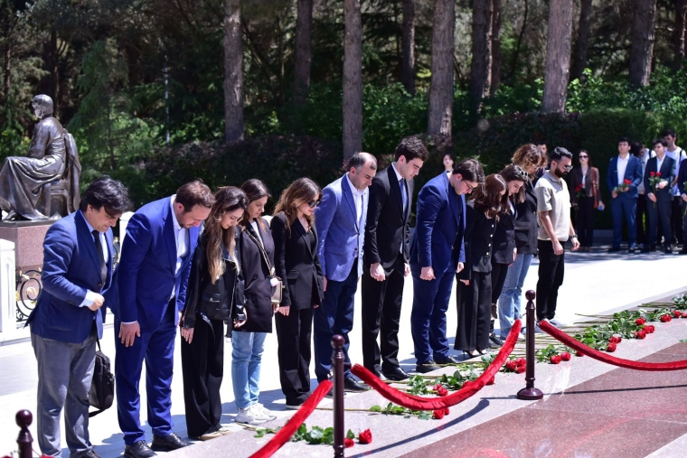 NAYORA tərəfindən Ulu Öndər Heydər Əliyevin anadan olmasının 102-ci ildönümünə həsr olunmuş silsilə tədbirlər keçirilib