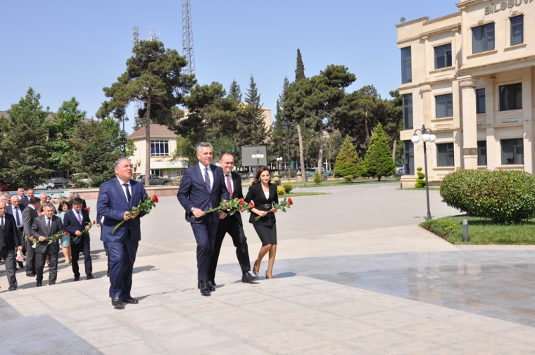 Biləsuvarda Dövlət qulluqçularının peşə bayramı qeyd olundu
