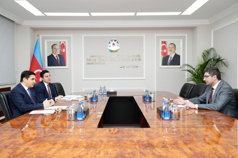 Nazir Fərid Əhmədov “Yüksəliş” müsabiqəsinin qalibləri ilə görüşüb