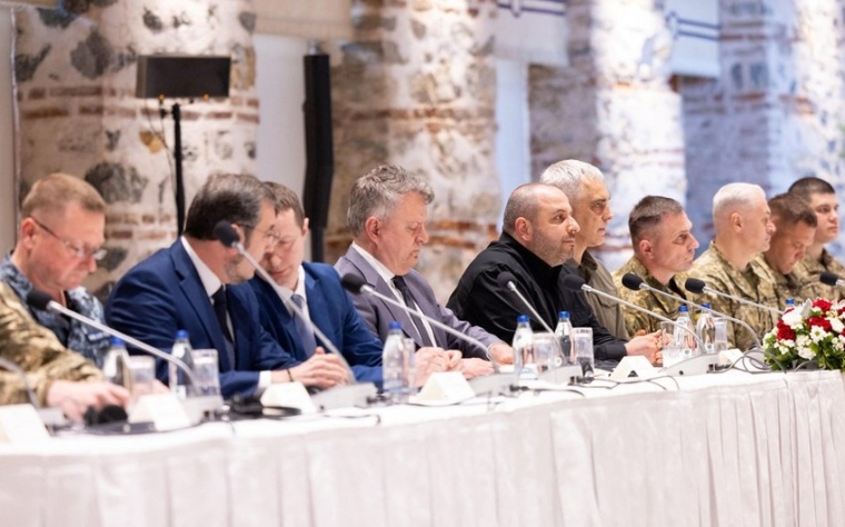 Kiyev Moskvadan “göydə, quruda və dənizdə” qeyd-şərtsiz atəşkəs tələb edib