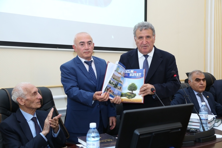 AMEA-da milli mətbuatın 150 illiyi qeyd olunub