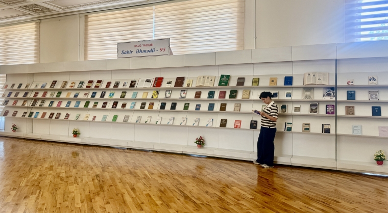 Milli Kitabxanada “Xalq yazıçısı Sabir Əhmədli - 95” adlı kitab sərgisi açılıb