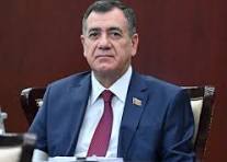 Qüdrət Həsənquliyev jurnalistləri təbrik etdi