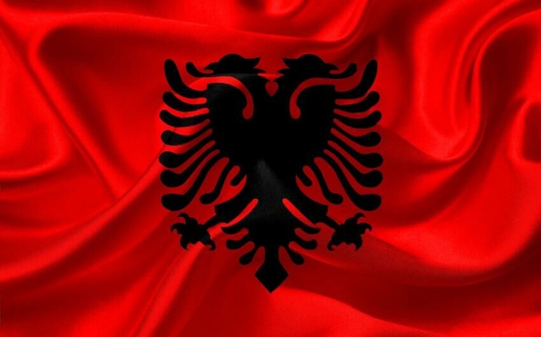 Albaniya Azərbaycan və Ermənistanı alqışladı