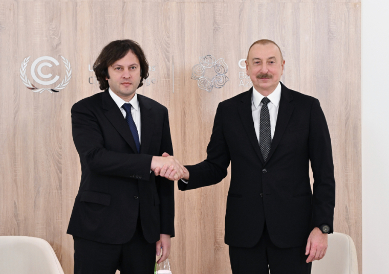 İlham Əliyev Gürcüstanın Baş naziri İrakli Kobaxidzeyə zəng edib