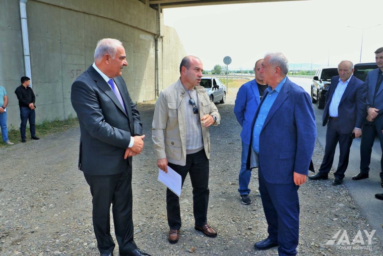 Yevlax, Gəncə, Qazax, Kəlbəcər, Ağdərə və Xocalıda icra edilən yol layihələrinə baxış keçirilib