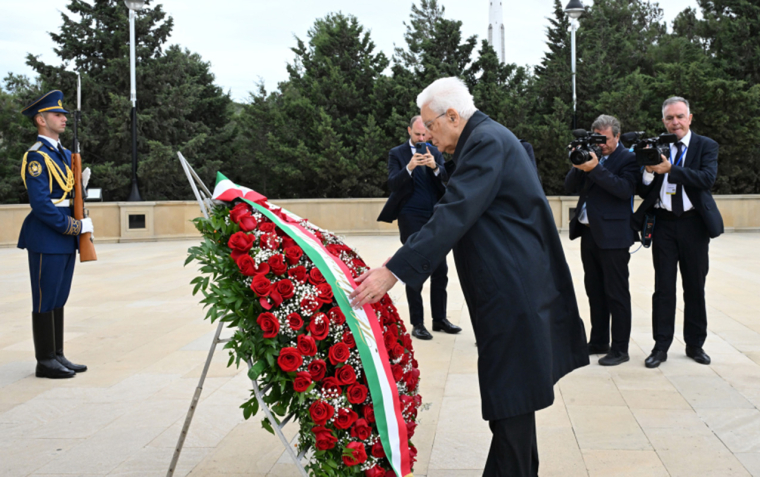 Mattarella Şəhidlər xiyabanını ziyarət etdi