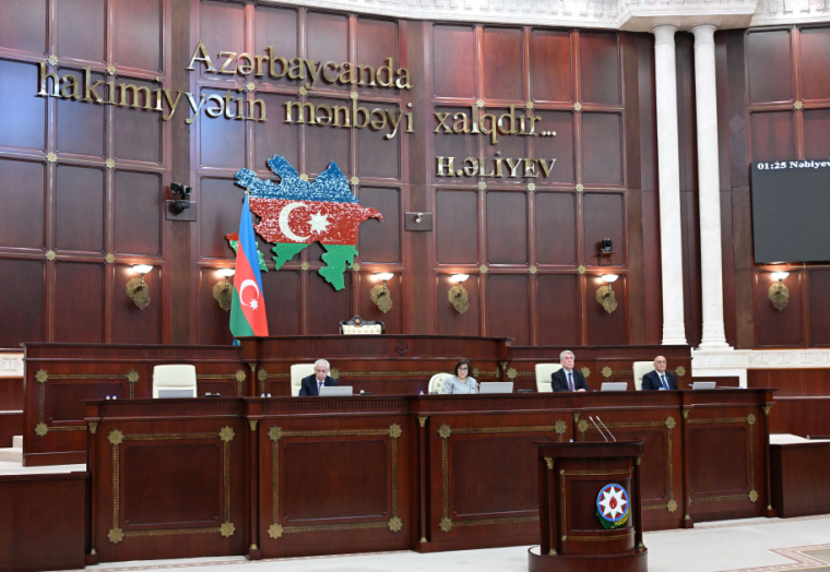 Milli Məclisin bugünkü plenar iclasında 14 məsələ müzakirə edilib