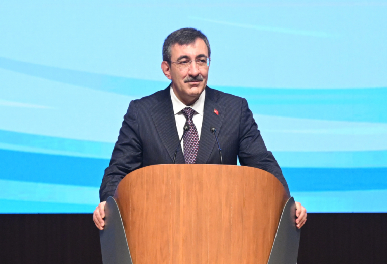 Cevdet Yılmaz: Zəngəzur dəhlizi ilə Orta Dəhlizin strateji əhəmiyyəti artıb, Azərbaycan isə əsas həlqələrdən biridir