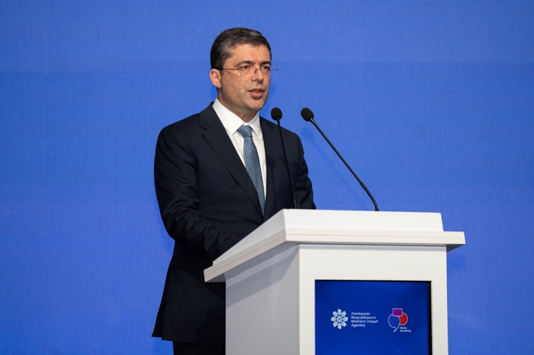 “Rəqəmsallaşma, süni intellekt və media savadlılığı” mövzusunda konfrans təşkil edilib