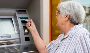 Nazirdən açıqlama: Yaşa görə orta aylıq pensiya artır