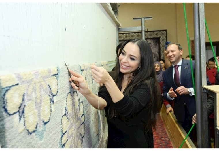 Şuşa məscidi üçün növbəti xalçaların kəsim mərasimi keçirildi