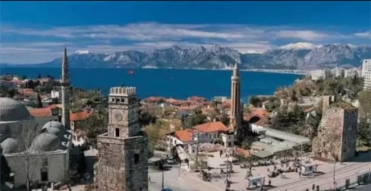 Dünyada ilk pulun istifadə edildiyi, turistlərin ən sevdiyi şəhər: Qədim Uşak şəhəri 