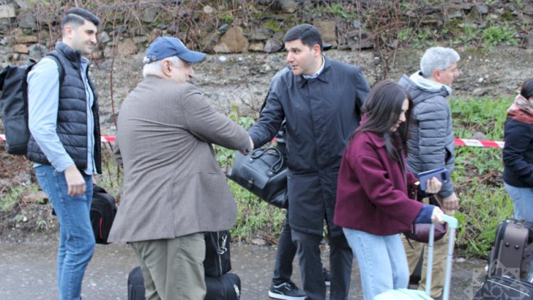 Ermənistanın vətəndaş cəmiyyətinin nümayəndələri Azərbaycana gəldilər