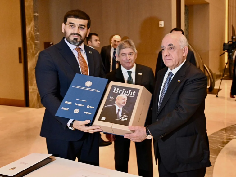 Baş nazir Əli Əsədova "Bright Uzbekistan" layihəsi təqdim olunub